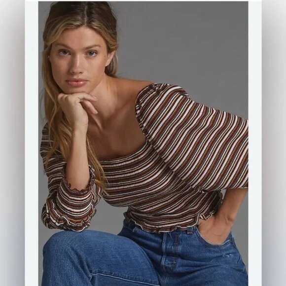 Smocked Puff-Sleeved Top, M - Picture 1 of 8